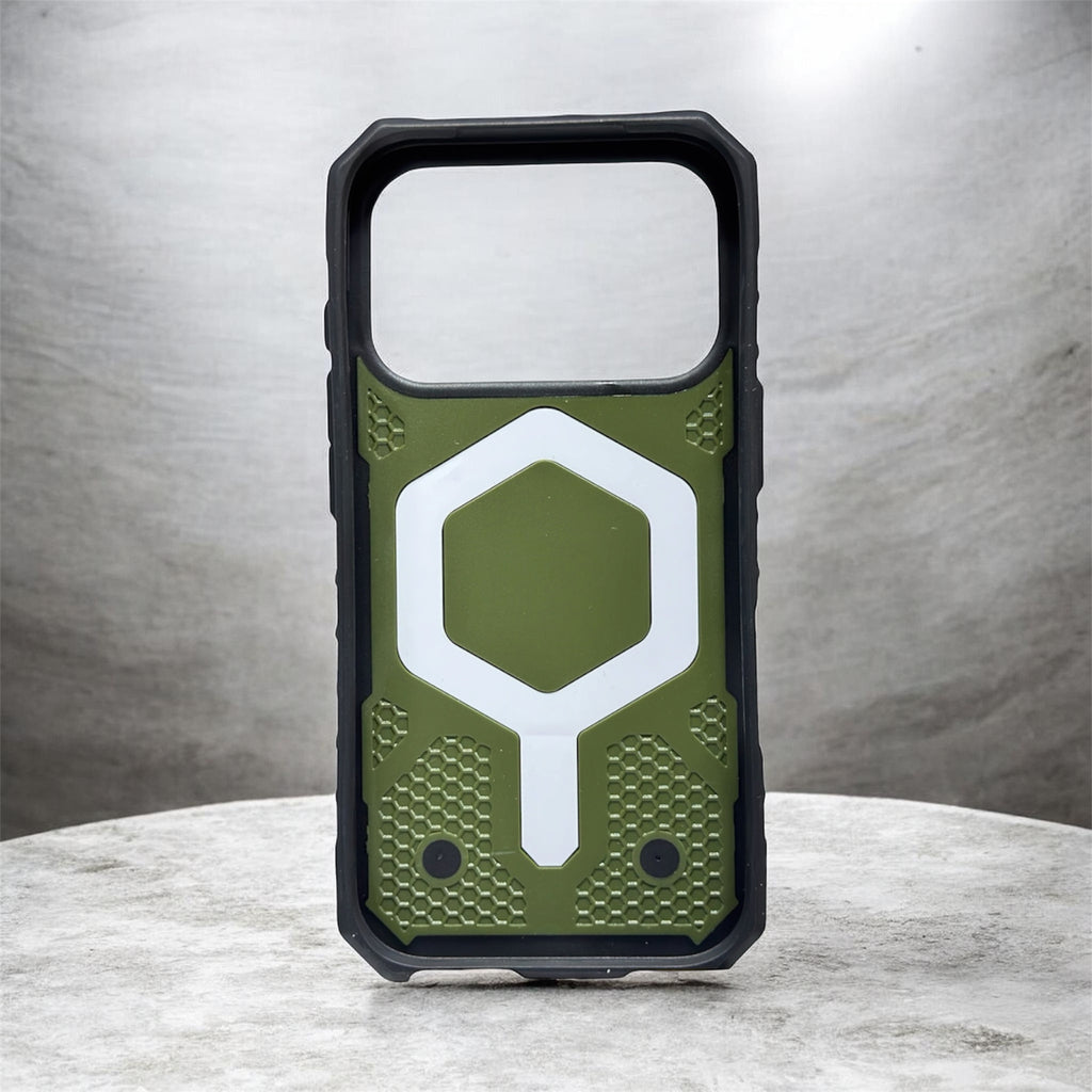 Urban Armor Gear UAG Pathfinder Clear Magnetic Compatible, Rugged Shockproof Anti-Slip Military Grade Protective Case/Cover Designed for iPhone 17 Pro (2025) - Olive Green